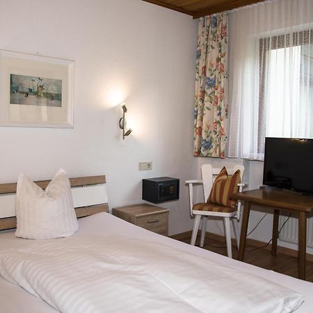 Hotel Daneu Gaschurn Bagian luar foto